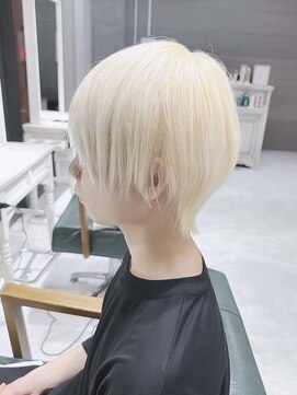 デイズ(days) ホワイトブロンド ウルフカット