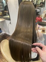 モア(more) 艶感カラー~オリーブベージュ~