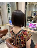 大人可愛いショート前下がりボブナチュラルブラウン