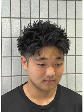 ウィル バイ ブラウン(Vir by Brown) MEN’S HAIR/サーフカール/刈り上げセンターパート/藤沢