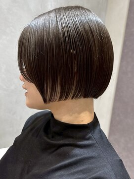 ソワネ 表参道(soigne) 表参道白髪ぼかしハンサムショートカットアッシュブラウン30代