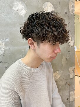 テンション(tension) メンズカット波巻ツイストスパイラルパーマ札幌大通バスセンター