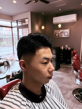 バク(BAKU) 7.3ミドルフェードスキン