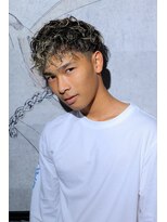トライブ(TRIBE)&nbsp;スパイラルパーマ×ローフェード