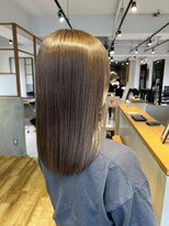 アカラ(acala)&nbsp;ナチュラルストレート【30代/イルミナカラー/髪質改善】