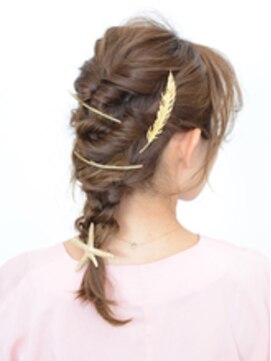 アース コアフュールボーテ 上田店(EARTH coiffure beaute) 技ありくるりんぱアレンジ