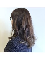 ソイルアヴェダ(Soil AVEDA)&nbsp;ゆる巻きグレージュスタイル【沼津/沼津駅】