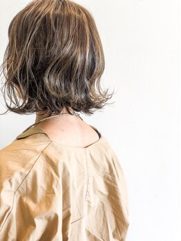サロンドリゼット(SALON DE RISETTE)の写真/【南大沢駅徒歩1分】骨格に合わせ質感にこだわったカットとハイライトカラーで上品でお洒落な髪へ