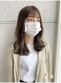 ボブロブヘアカーキグレージュオリーブベージュ大人かわいい小顔