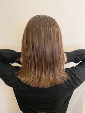 ブロッサム 東久留米店(Blossom) インナーカラー/マロンべジュ/ダークアッシュ/イヤリングカラー