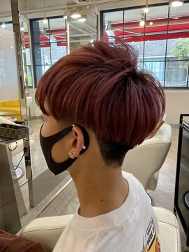 グラマシー アレックス(Gramercy alex) メンズスタイル×アクセントカラー