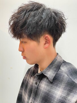 ルックグッドストア(LOOK GOOD STORE) スパイラルパーマ 波巻きパーマ ツイストスパイラルパーマ 元町