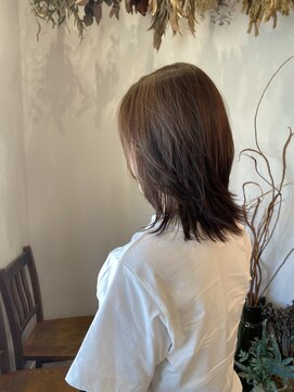 イング(ing) smoky beige