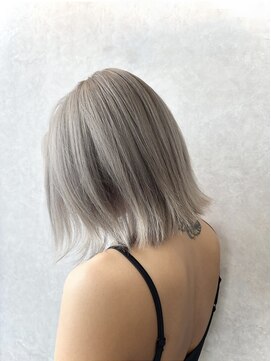 ジーナ 京都河原町(Zina) ダブルカラー/ミルクティーベージュ【@sei_nishimura】