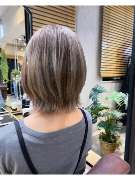 ネウィ グランデ 横浜(newi grande) 切りっぱなし/ケアブリーチ/ケアカラー/学生/ストリート/韓国