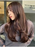 顔周りレイヤーカットくびれヘアミルクティーベージュカラー