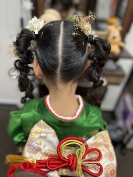 レオノーレ(Leonore) 二つ分け編みおろしヘアー