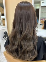 エマディライト(EMA DELIGHT)