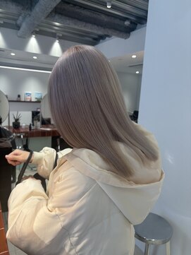 ガリカ 博多駅前(Gallica) ケアブリーチでホワイトブロンド