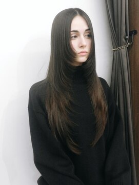 ブロック ジャポン(bloc japon) 顔周りカット ロングレイヤー　アーモンドレイヤー/奈良伶華