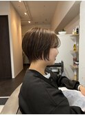 首元スッキリ大人ショートボブ