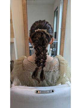 ロカット サロン(Roquat Salon) 列席 お呼ばれ 編みおろし
