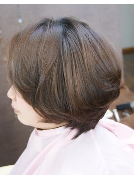 チチカカ(chichikaka) 営業ビフォーアフター、動きの出る上質縮毛矯正