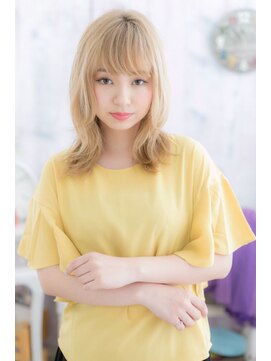 ミック 日暮里店(miq) 金髪スタイルで個性的★外国人風セミディ