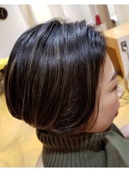 ヘアサロン トゥーシー(2C)の写真/派手になりすぎは嫌！でも少しの変化が欲しい貴方。大人の女性のヘアスタイルに自信あります◎