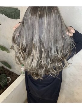 カトル(KATR) ハイライトグラデーションカラー♪