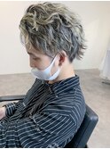 王道メンズショート☆外ハネ無造作ホワイトハイライト