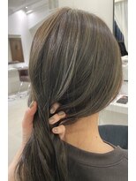 インビテーション(invitation)&nbsp;ハイライトカラー×オリーブグレージュ