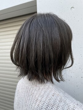 ロイジー(roijir) 【roijir 表参道】ウルフカット×ダークグレー