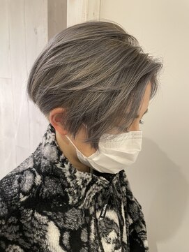 ヴェンティ(ventie) グレージュ ショート