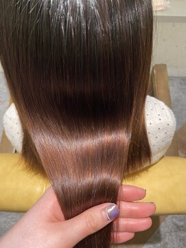 ムーン(moon) #美髪のススメ#ネビージュ#大人かわいいヘア#こなれミディ