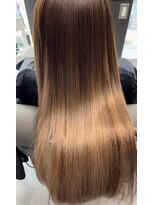 ワンス(ONCE)&nbsp;髪質改善トリートメントで艶髪＆シールエクステ