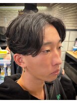 ビンゴ(BINGO)&nbsp;1323黒髪アッシュブラック束間韓国ヘアセンターパートマッシュ