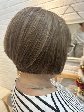 デイジー インデックスヘア 大島店(DAISY index hair) 白髪ぼかしハイライト×まとまるボブ￥14400～