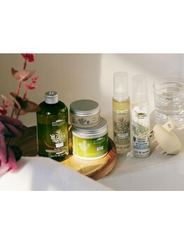 心身共にリラックス効果の高いこだわりのオーガニックスパなど充実したスパメニューで髪と心に上質な時間を