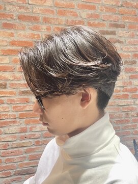 オーガニック アトリエ 大宮(organic+atelier) 10代20代ニュアンスパーマ毛流れセンターパートマッシュショート