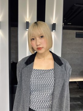 ハオ(hao) ブロンドカラー×ミニボブ