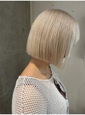 ホワイトベージュ