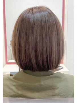 アンダートゥリールーツ(UNDER TREE ROOTS) ショート×カット×カラー×トリートメント