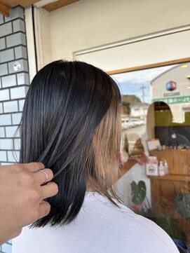 イヤリングカラー