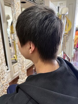 エマニエル(emanuel) 後ろ姿で差がつく ナチュラルマッシュウルフ