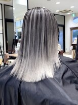 クアトログランシュ ひたちなか店(QUATRO×GranCieux) バレイヤージュ ひたちなか/ブリーチ/カラー