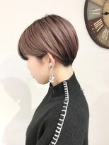 ブルー(BLUE)&nbsp;《Blue》#耳かけショート#ダブルカラー#ピンクベージュ