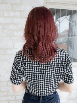 ヘアアンドリラクゼーション シャッセ(Hair&Relaxation SASE) レッドピンクカラー