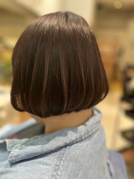 ポリッシュヘアメイク 二和向台店 ショートボブ＆艶カラー