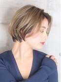 小顔美髪イメチェンピンクブラウン切りっぱなしボブショート